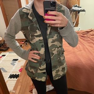 Camo Gray Knit Sleeve Hoodie Jacket
